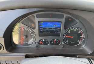 HONGYAN GENLYON SAIC-IVECO 8×4 (МРМ 40т) КМУ UMM 816T (8т)